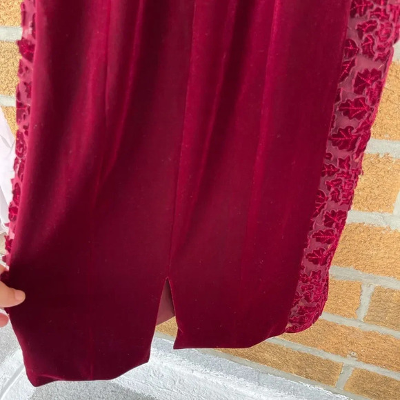 Galvan London Rosa Velvet Midi Dress size 6 - Picture 12 of 16